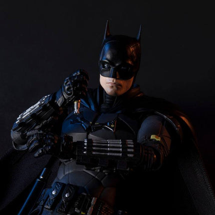 The Batman S.H. Figuarts Action Figure 15 cm