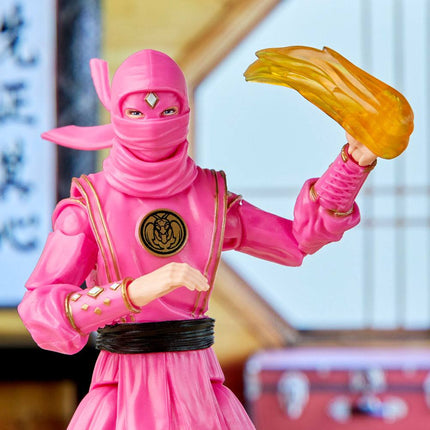 Morphed Samantha LaRusso Pink Mantis Ranger Power Rangers x Cobra Kai Ligtning Collection Figurka 15 cm